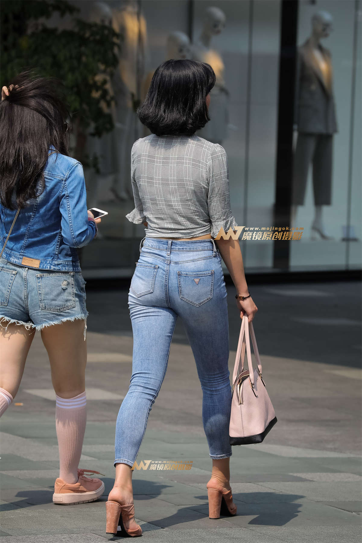 697 (2).jpg