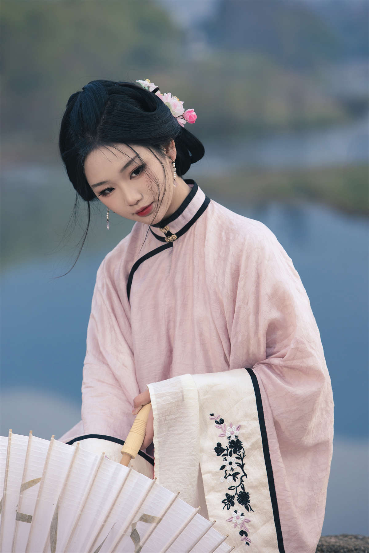 8749 (1).jpg