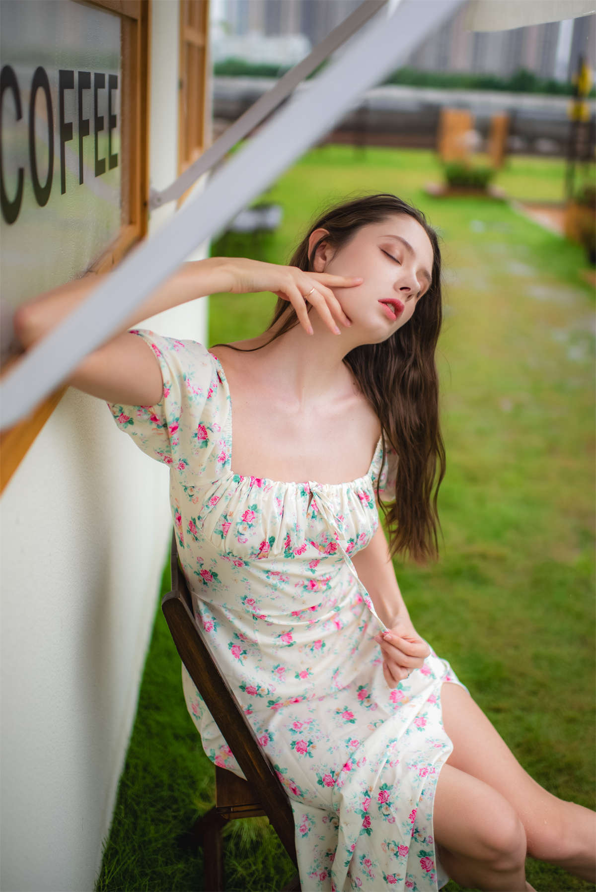 8858 (1).jpg