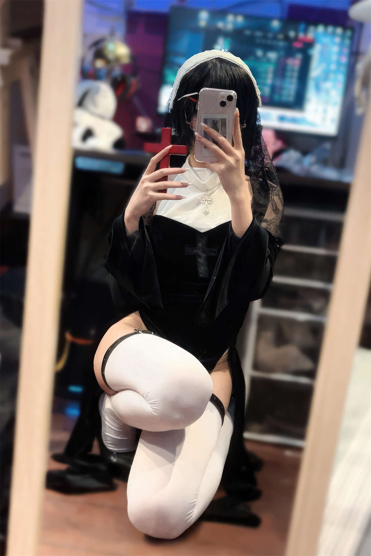 19 (2).jpg